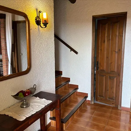 Casa Con Gran Jardin Privado Y Piscina Comunitaria En Torroella De Montgri - Es-323-44 *