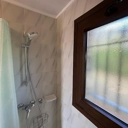 Casa Con Gran Jardin Privado Y Piscina Comunitaria En Torroella De Montgri - Es-323-44 *