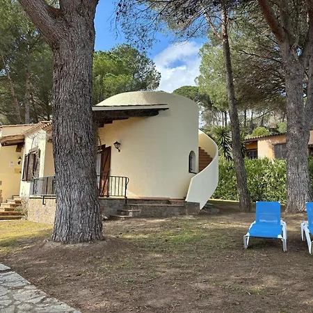 Casa Con Gran Jardin Privado Y Piscina Comunitaria En Torroella De Montgri - Es-323-44 *
