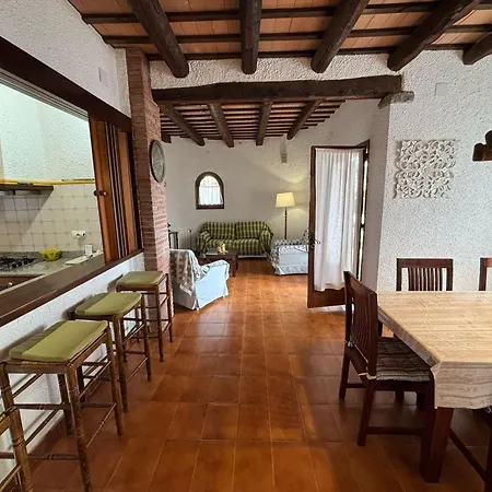 Holiday home Casa Con Gran Jardin Privado Y Piscina Comunitaria En Torroella De Montgri - Es-323-44